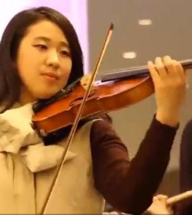 韩国启明大学音乐与表演艺术学院学生们的FLASH MOB