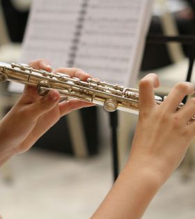 韩国长笛专业-启明大学研究生院受到高度赞誉的管弦乐合奏团